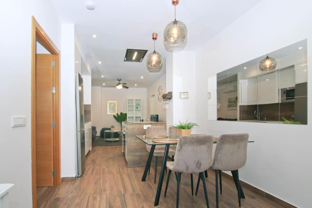 Loft Miramar Apartment Фуeнхирола Екстериор снимка
