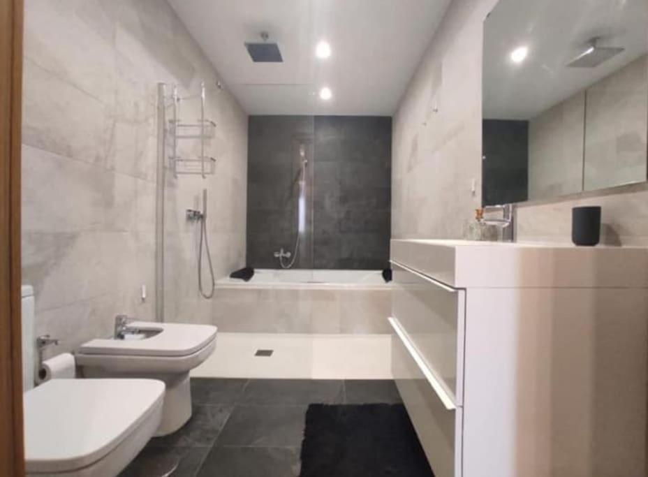 Loft Miramar Apartment Фуeнхирола Екстериор снимка